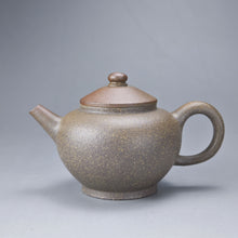 Load image into Gallery viewer, Wood Fired Jiangponi Julun Yixing Teapot 柴烧降坡泥巨轮珠 120ml
