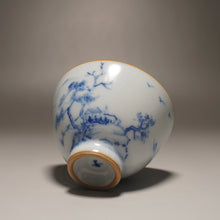 Load image into Gallery viewer, 120ml Qinghua Fishing Boat Moon White Ruyao Teacup 月白汝窑渔舟杯
