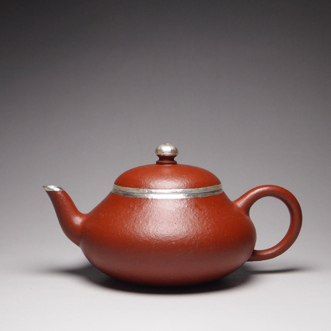 PRE-ORDER: Zhuni Dahongpao Pear Yixing Teapot with Pure Silver 朱泥大红袍包银梨形壶 120ml