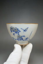 Load image into Gallery viewer, 120ml Qinghua Chrysanthemum and Butterfly Moon White Ruyao Teacup 月白菊花蝶杯
