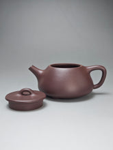 Load image into Gallery viewer, Lao Zini Shipiao Yixing Teapot 老紫泥石瓢 120ml
