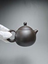 Load image into Gallery viewer, 125ml Dragon Egg Nixing Teapot by Li Wenxin 李文新坭兴小龙蛋
