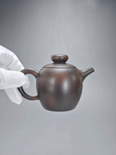 Load image into Gallery viewer, 125ml Julunzhu Nixing Teapot by Li Wenxin 李文新坭兴壶
