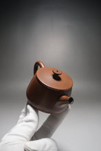 Load image into Gallery viewer, 130ml Shipiao Nixing Teapot by Li Wenxin 李文新坭兴石瓢
