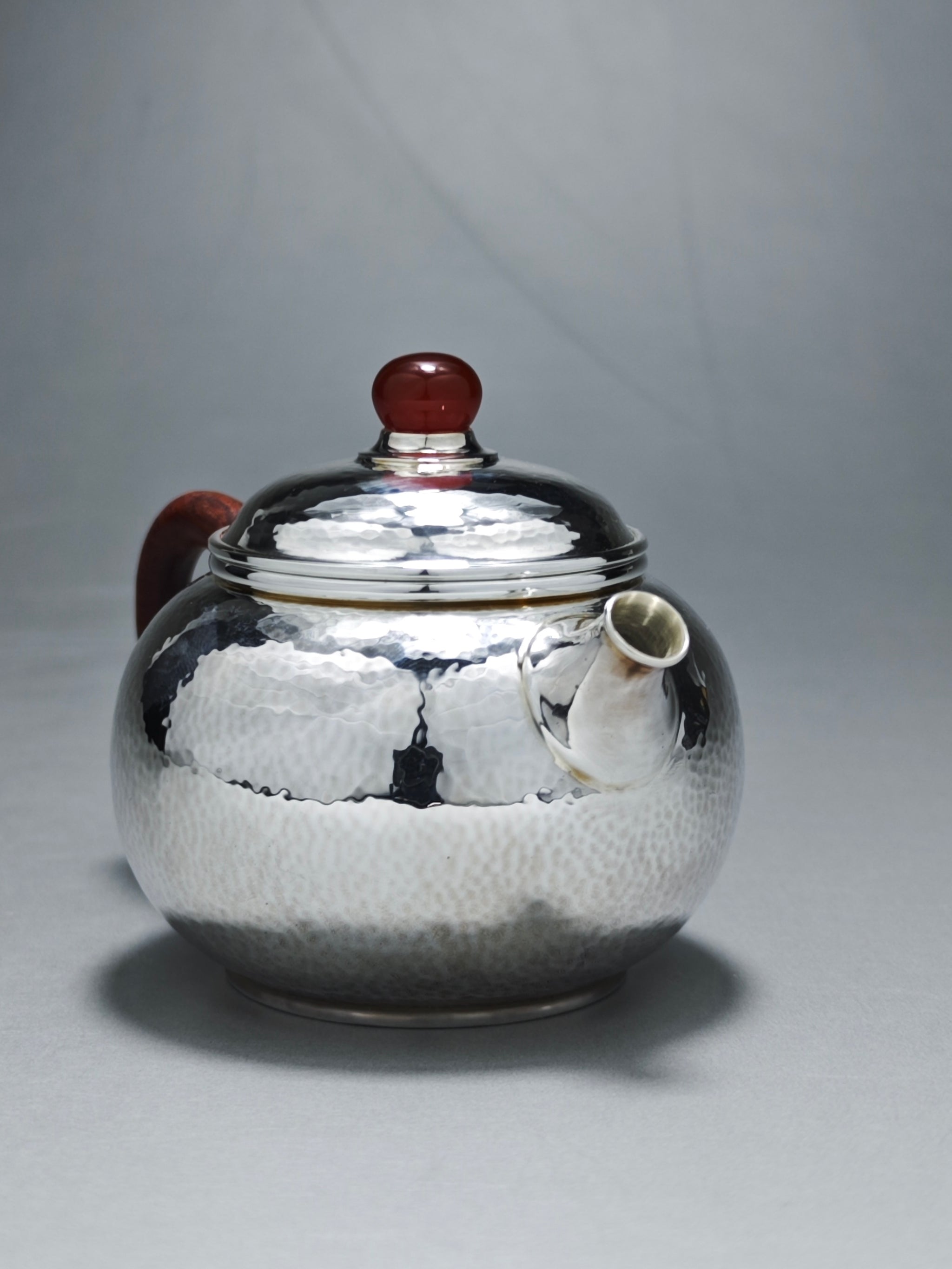 999 Pure Silver Handmade Fanggu Teapot 全手工纯银999仿古壶