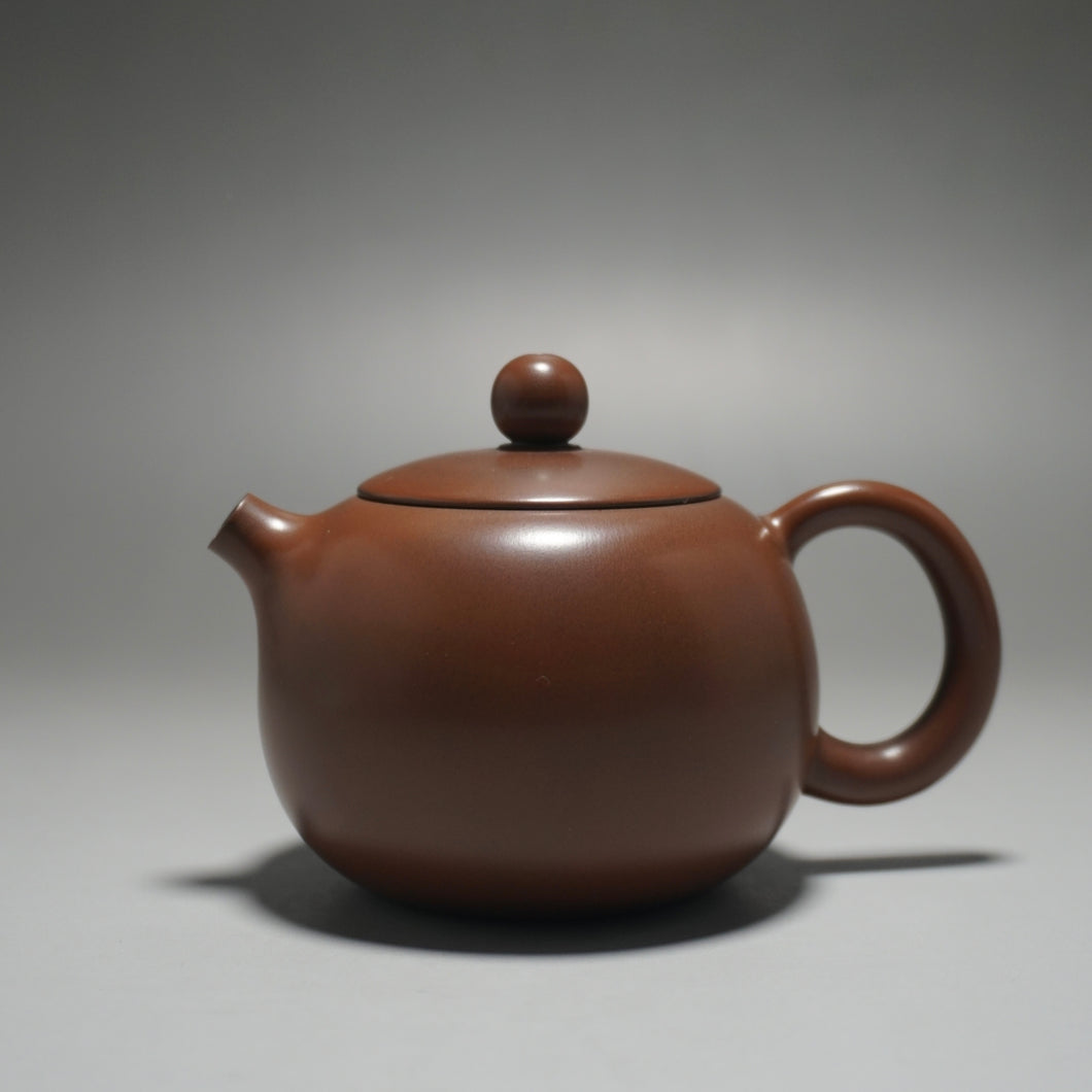 135ml Xishi Nixing Teapot by Li Wenxin 李文新泥兴西施