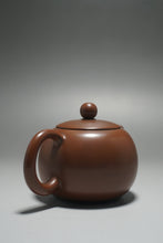 Load image into Gallery viewer, 135ml Xishi Nixing Teapot by Li Wenxin 李文新泥兴西施

