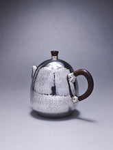 Load image into Gallery viewer, 999 Pure Silver Handmade Egg Shape Teapot 全手工纯银999蛋形壶 135ml
