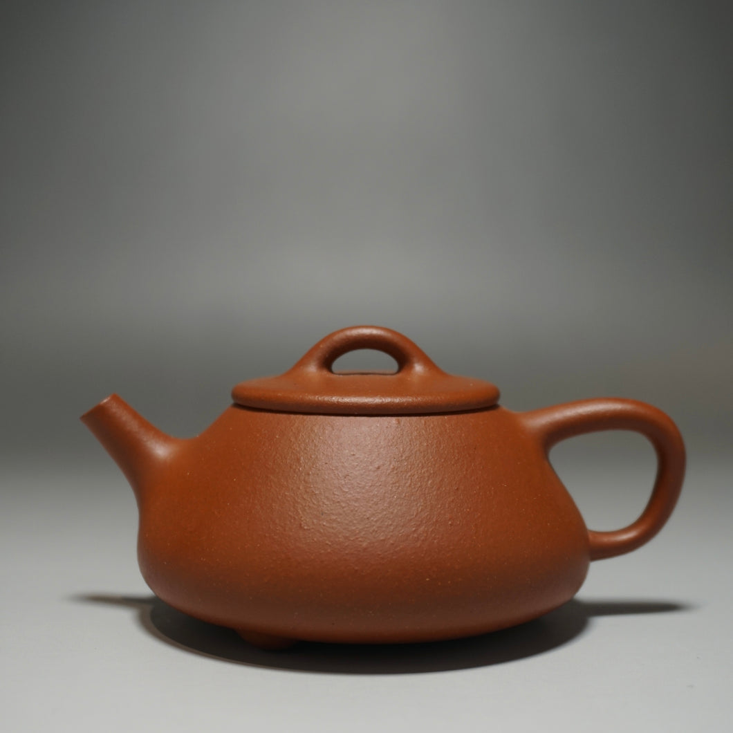 Zhuni Shipiao Yixing Teapot 朱泥平盖石瓢 135ml