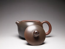 Load image into Gallery viewer, 130ml Xishi Nixing Teapot by Li Wenxin 李文新泥兴西施
