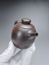 Load image into Gallery viewer, 135ml Julunzhu Nixing Teapot by Li Wenxin 李文新坭兴壶
