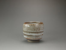 Load image into Gallery viewer, Shino Glazed Stoneware Teacup no.13 手工陶艺志野杯 116ml
