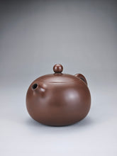 Load image into Gallery viewer, 140ml Xishi Nixing Teapot by Li Wenxin 李文新泥兴西施
