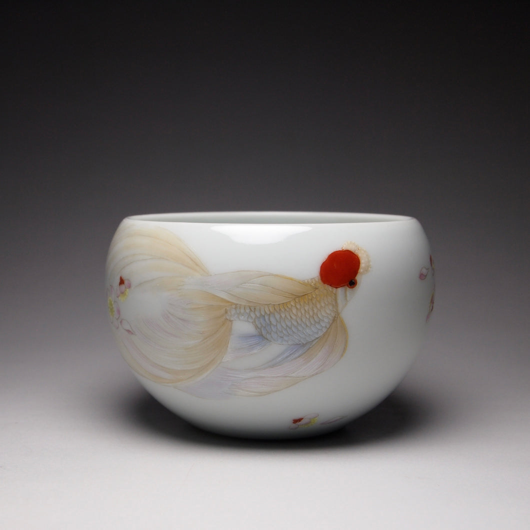 Gliding Fish Falangcai Porcelain Bowl Teacup 珐琅彩飞鱼自乐杯 140ml