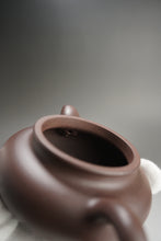 Load image into Gallery viewer, Dicaoqing Fanggu Yixing Teapot 底槽清寿珍仿古 145ml
