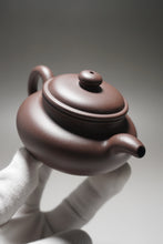 Load image into Gallery viewer, Dicaoqing Fanggu Yixing Teapot 底槽清寿珍仿古 145ml
