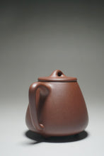 Load image into Gallery viewer, Lao Zini Tall Shipiao Yixing Teapot 老紫泥高石瓢 145ml
