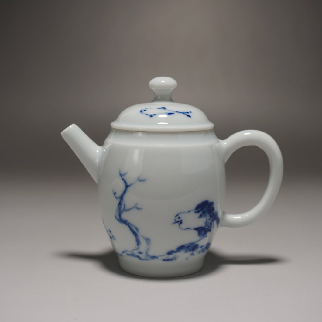 Qinghua Bird and Fish Jingdezhen Porcelain Tall Teapot 青花手绘高士壶 150ml