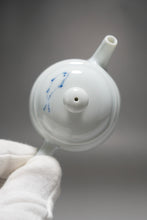 Load image into Gallery viewer, Qinghua Bird and Fish Jingdezhen Porcelain Tall Teapot 青花手绘高士壶 150ml
