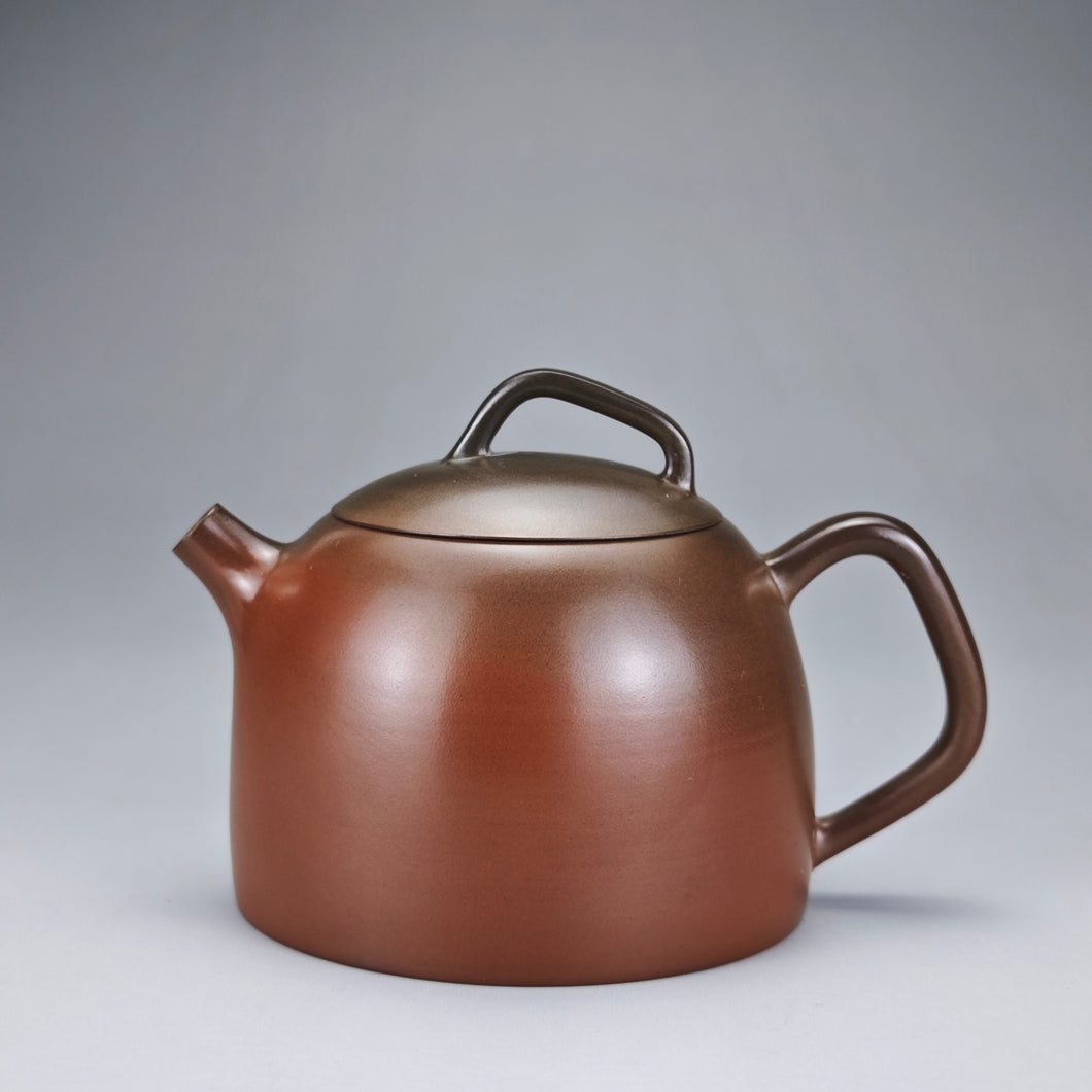 150ml Nixing 'Little Kettle' Teapot with Yaobian by Li Wenxin 李文新阴阳秦权