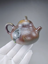 Load image into Gallery viewer, Wood Fired Lao Zini Mellon Yixing Teapot with Ash Glaze Tear 柴烧老紫泥匏瓜 150ml
