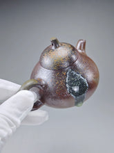 Load image into Gallery viewer, Wood Fired Lao Zini Mellon Yixing Teapot with Ash Glaze Tear 柴烧老紫泥匏瓜 150ml
