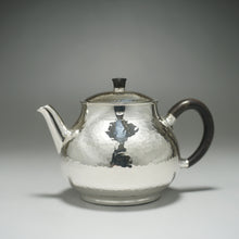 Load image into Gallery viewer, 999 Pure Silver Handmade Elegant Teapot no.2 全手工纯银999壶 150ml
