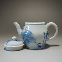Load image into Gallery viewer, Qinghua Duck and Lotus Jingdezhen Fine Porcelain Teapot by Master KuangShi 150ml
