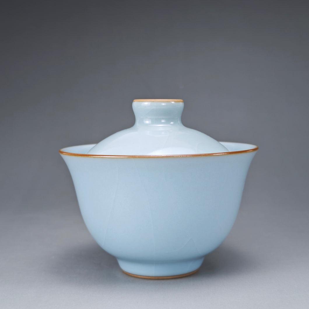 Azure Ruyao Yuanbao Gaiwan 汝窑天青元宝盖碗