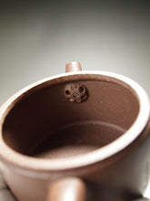 Load image into Gallery viewer, Fully Handmade Lao Duanni Hanwa Yixing Teapot with Fish Carving by Wang Kaili 全手工王凯丽制老段泥鱼乐汉瓦 150ml
