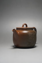 Load image into Gallery viewer, Nixing Teapot with Carving of Fish by Li Wenxin 坭兴李文新花鱼刻绘 150ml
