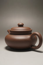 Load image into Gallery viewer, Handpicked TianQingNi Fanggu Yixing Teapot 天青泥仿古壶 150ml
