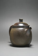 Load image into Gallery viewer, Wood Fired Julunzhu Nixing Teapot by Li Wenxin 李文新柴烧巨轮珠 155ml
