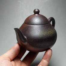 Load image into Gallery viewer, Wood Fired Pear Lao Zini Yixing Teapot 柴烧老紫泥梨形 155ml
