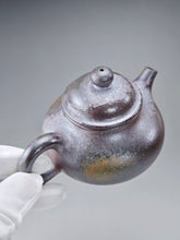 Load image into Gallery viewer, Wood Fired Lao Zini Rongtian Yixing Teapot 柴烧老紫泥容天 155ml
