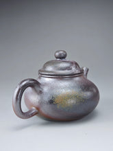 Load image into Gallery viewer, Wood Fired Lao Zini Rongtian Yixing Teapot 柴烧老紫泥容天 155ml
