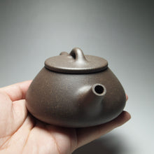 Load image into Gallery viewer, TianQingNi Shipiao Yixing Teapot 天青泥石瓢 160ml
