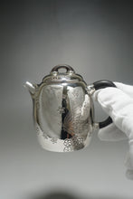 Load image into Gallery viewer, 999 Pure Silver Handmade Butterfly and Flowers Teapot 全手工花与蝶镜面银壶 160ml
