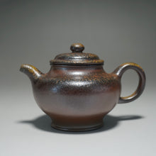Load image into Gallery viewer, Wood Fired Duozhi Dicaoqing Yixing Teapot 柴烧底槽清掇只 160ml
