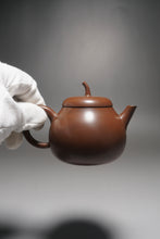 Load image into Gallery viewer, 160ml Brown Eggplant Teapot by Li Wenxin 李文新茄瓜泥兴壶
