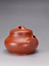 Load image into Gallery viewer, Fully Handmade zhuni Yinpiao teapot by YuBo 余波全手工极品朱泥饮瓢 160ml
