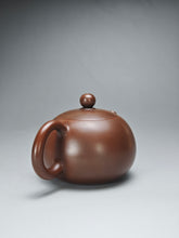 Load image into Gallery viewer, 160ml Xishi Nixing Teapot by Li Wenxin 李文新泥兴西施
