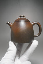 Load image into Gallery viewer, Wood Fired Dicaoqing Qinquan Yixing Teapot 柴烧底槽清秦权 160ml
