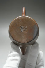 Load image into Gallery viewer, Wood Fired Dicaoqing Zhihu Shipiao Yixing Teapot 柴烧底槽清执壶 165ml
