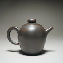 Load image into Gallery viewer, Julunzhu Nixing Teapot by Wu Sheng Sheng 坭兴吴盛胜巨轮珠 165ml
