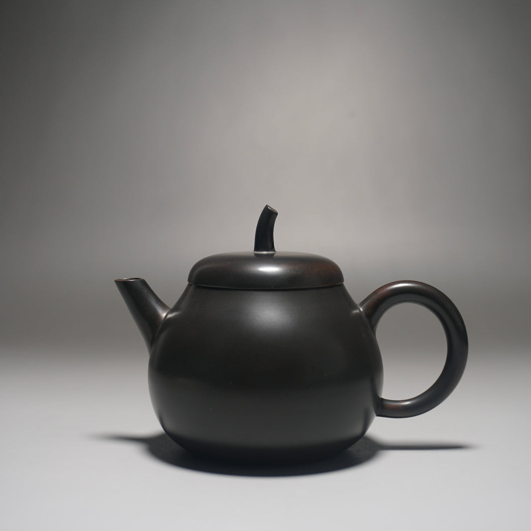 170ml Black Eggplant Teapot by Li Wenxin 李文新茄瓜泥兴壶