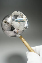 Load image into Gallery viewer, 999 Pure Silver Handmade Side Handle Teapot with Baroque Pearls 全手工长柄侧把银壶 170ml
