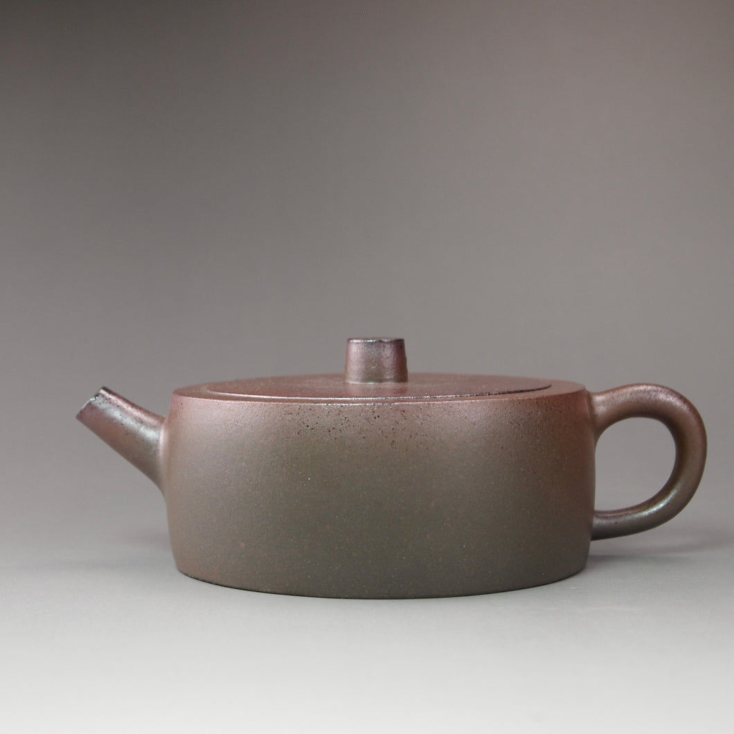 Wood Fired Zhoupan Dicaoqing Yixing Teapot 柴烧底槽青周盘 175ml