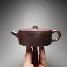 Load image into Gallery viewer, Wood Fired Zhoupan Dicaoqing Yixing Teapot no.2 柴烧底槽青周盘 175ml

