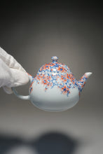 Load image into Gallery viewer, Qinghua Blossoms Jingdezhen Fine Porcelain Teapot by Master KuangShi 青花手绘匡石作梨形壶 180ml

